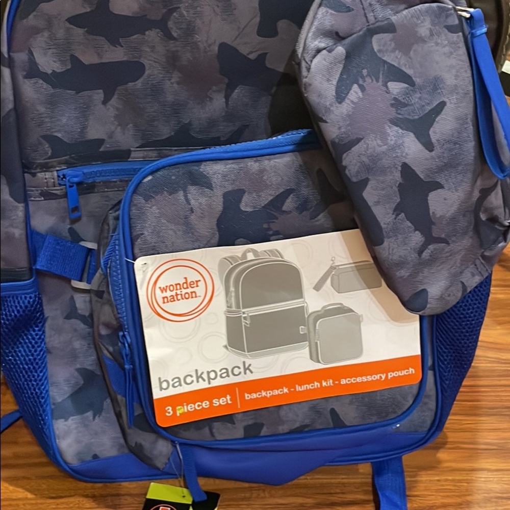 New Wonder boy 17” back pack Three piece set, Blue shark Camo